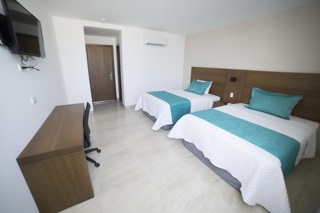 Aquamarina Hotel Manta Bagian luar foto